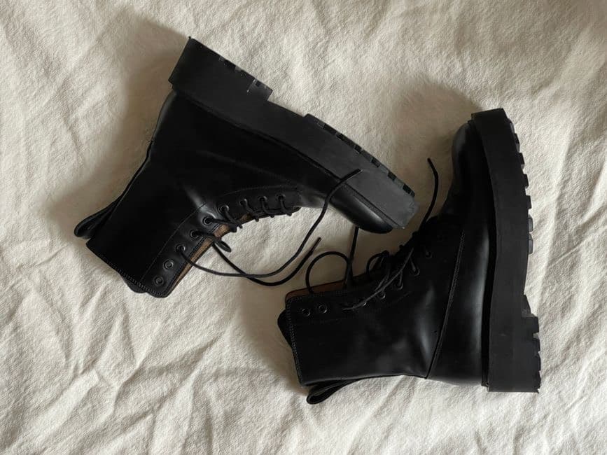 Boots de combat en cuir noir