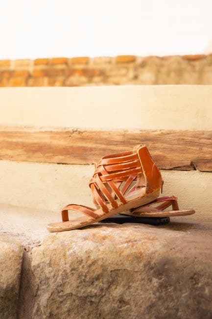 Sandales en cuir à brides
