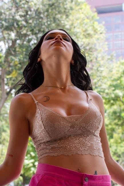 Soutien-gorge triangle sans armatures